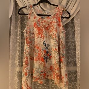 ❤️5 for $20❤️Boutique Feelrib White Floral Tank Top S